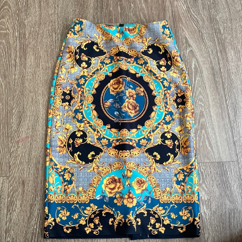 ECI pencil skirt green and gold Sz small